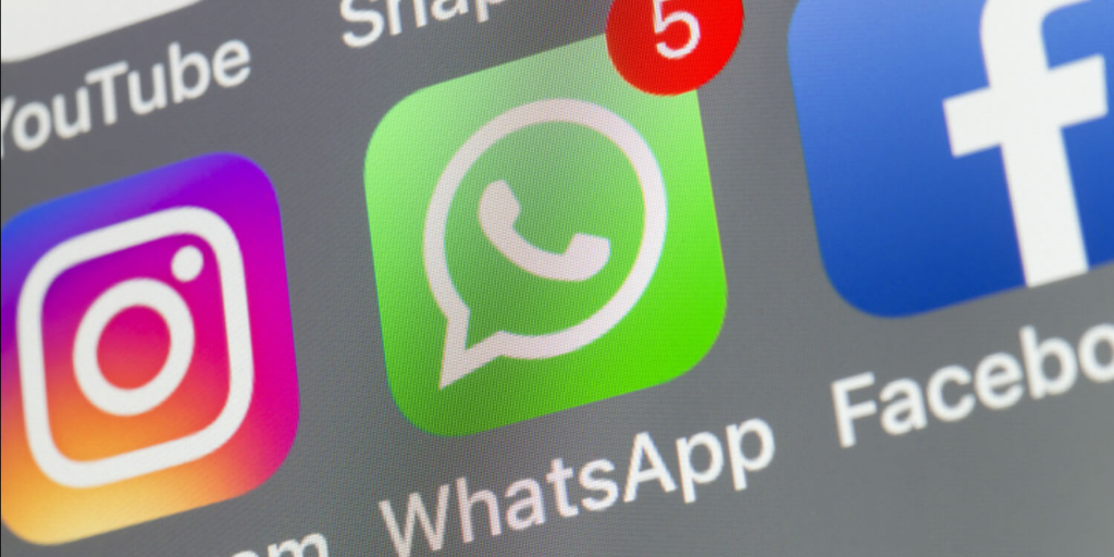 The buttons of WhatsApp, Facebook, and Instagram on an iPhone